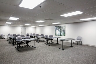 626 Minnesota Ave, Kansas City, KS à louer Photo intérieure– Image 2 sur 32