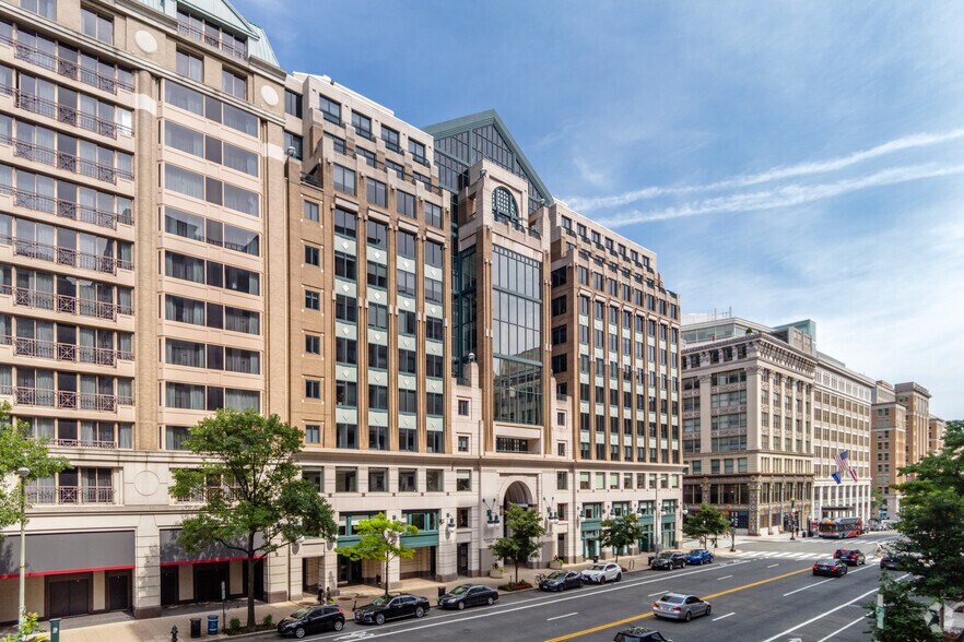 1001 G St NW, Washington, DC à louer - Photo de l’immeuble – Image 2 sur 10