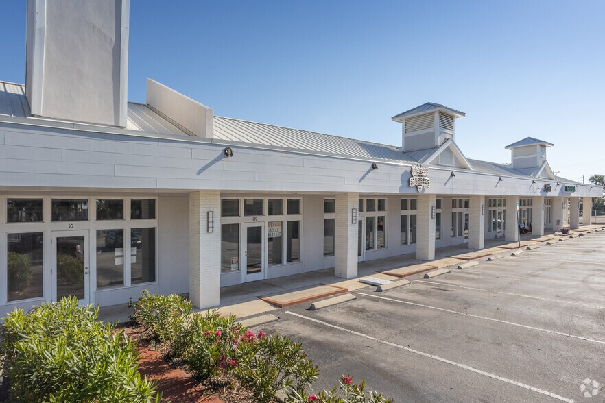 363 Atlantic Blvd, Atlantic Beach, FL à louer - Photo de l’immeuble – Image 3 sur 10