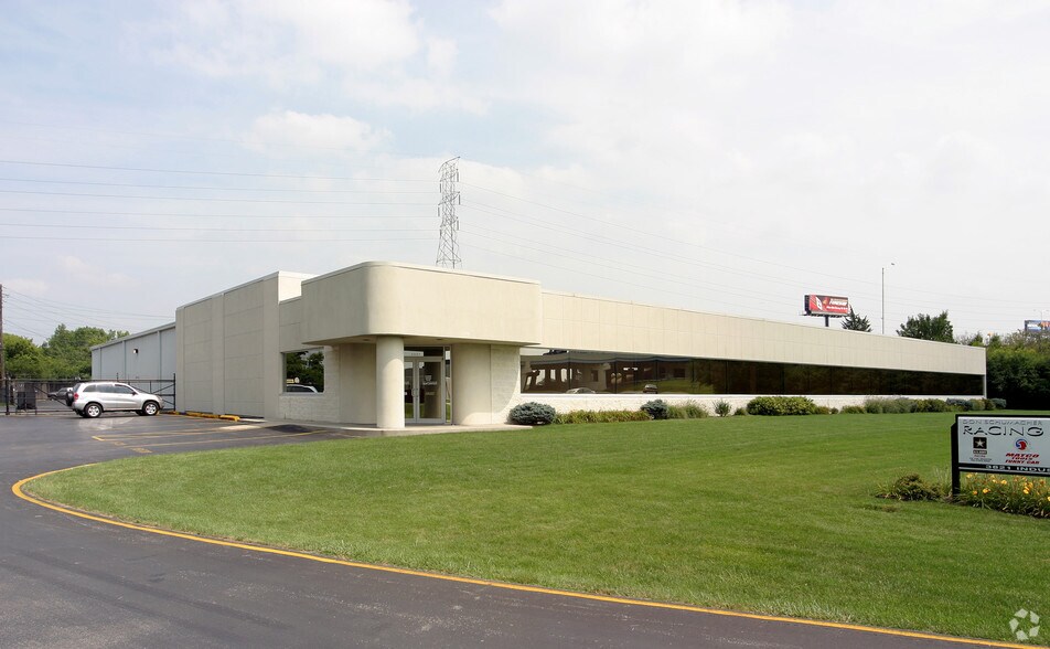 3821 Industrial Blvd, Indianapolis, IN à vendre - Photo de l’immeuble – Image 1 sur 40