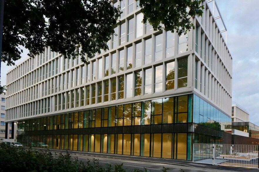 Bureau dans Toulouse à louer - Photo de l’immeuble – Image 1 sur 9