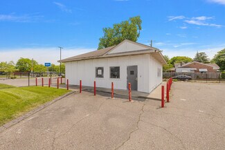 Plus de détails pour 11600 Kelly Rd, Detroit, MI - Local commercial à vendre