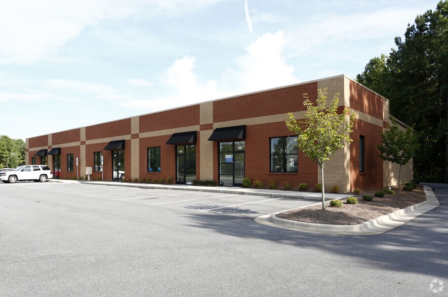 3834 Generosity Ct, Garner, NC à louer - Photo de l’immeuble – Image 3 sur 5