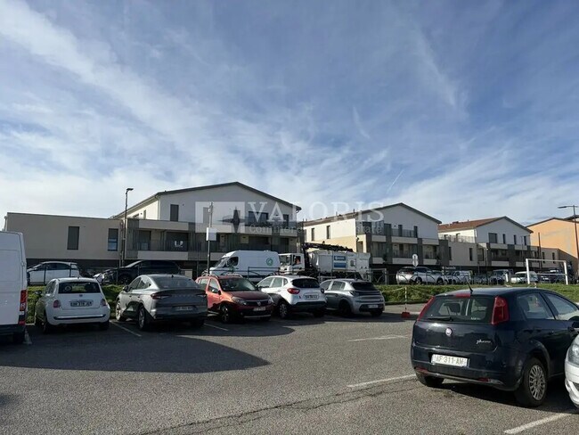 Plus de détails pour Local commercial à vendre