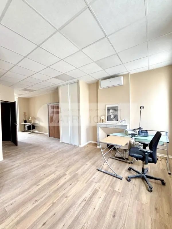 Bureau dans Marseille à louer Photo intérieure– Image 1 sur 7