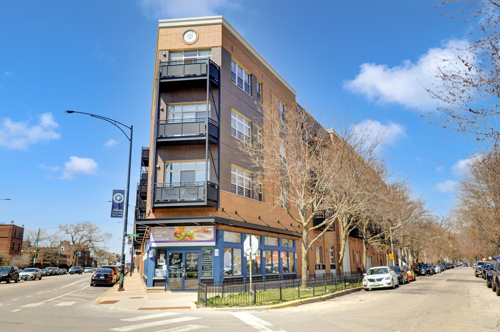 2901 N Clybourn Ave, Chicago, IL à louer Photo de l’immeuble– Image 1 sur 6