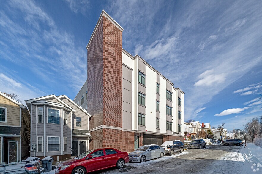 121 Fair St, Paterson, NJ à vendre - Photo de l’immeuble – Image 3 sur 5