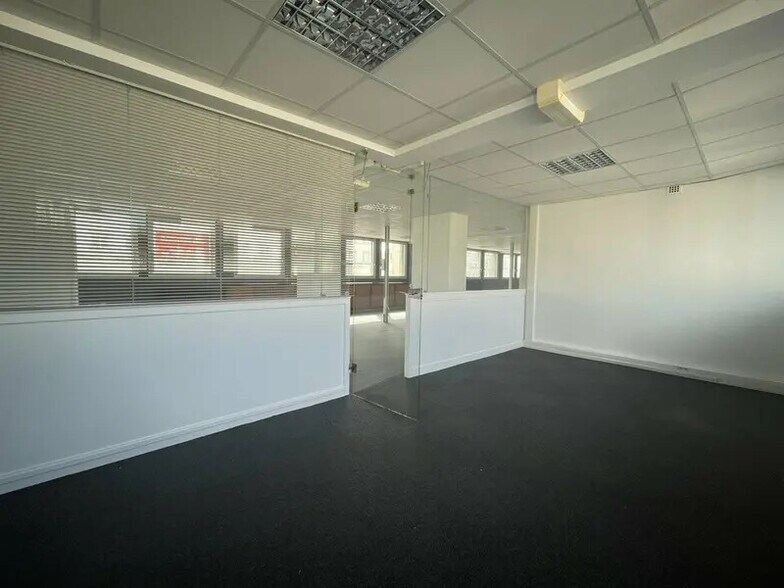 Bureau dans Le Havre à vendre - Photo intérieure – Image 3 sur 6