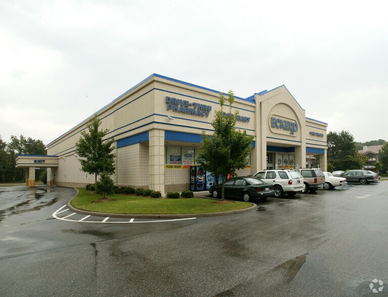 3701 Kecoughtan Rd, Hampton, VA à louer - Photo de l’immeuble – Image 2 sur 3