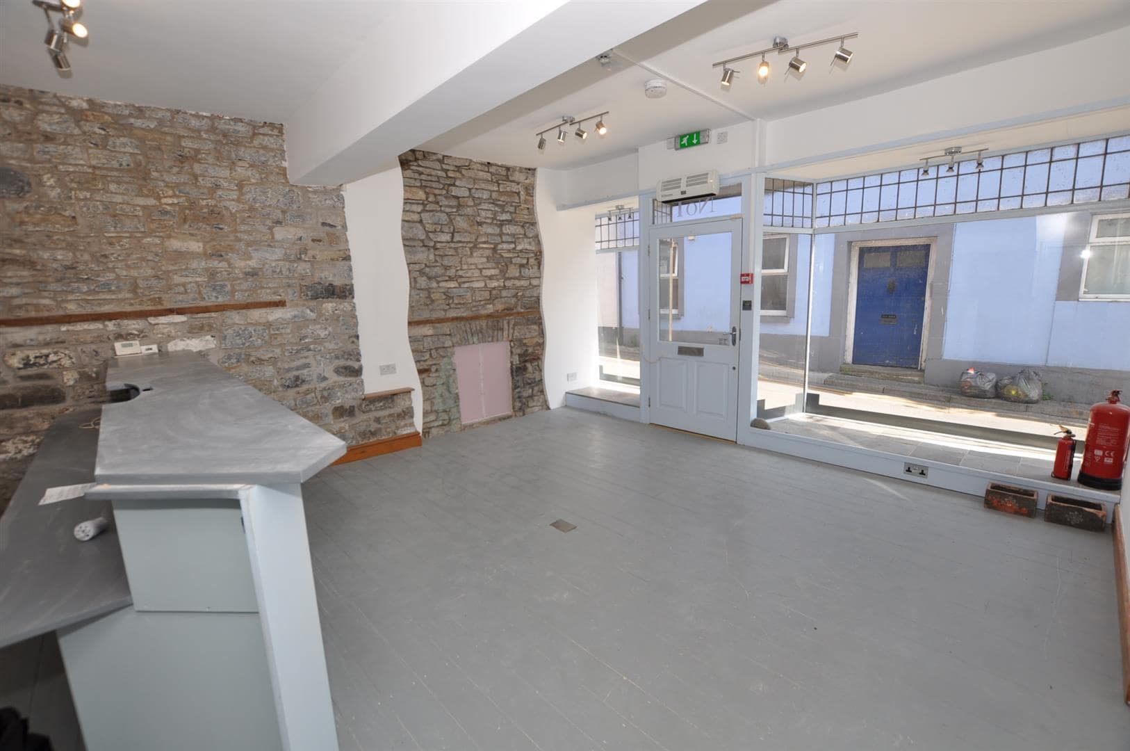 1 Carmarthen St, Llandeilo à louer Photo intérieure– Image 1 sur 3