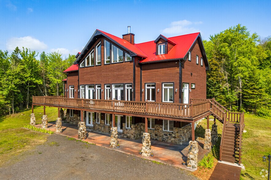 1150 Rang 10E, Saint-calixte, QC à vendre - Photo de l’immeuble – Image 2 sur 20