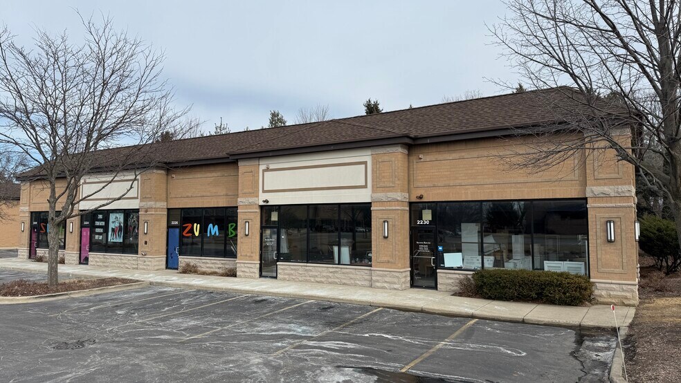 2220 Cook Line Rd, Algonquin, IL à louer - Photo de l’immeuble – Image 3 sur 4