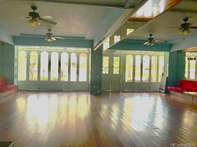 1911 Kalakaua Ave, Honolulu, HI à louer - Photo de l’immeuble – Image 1 sur 15