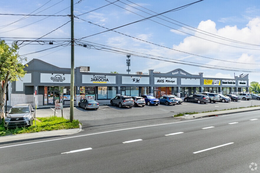 340-360 W Route 59 Hwy, Nanuet, NY à louer - Photo principale – Image 1 sur 1