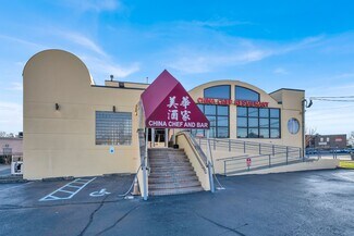 Plus de détails pour 1322 Paterson Plank Rd, Secaucus, NJ - Local commercial à louer