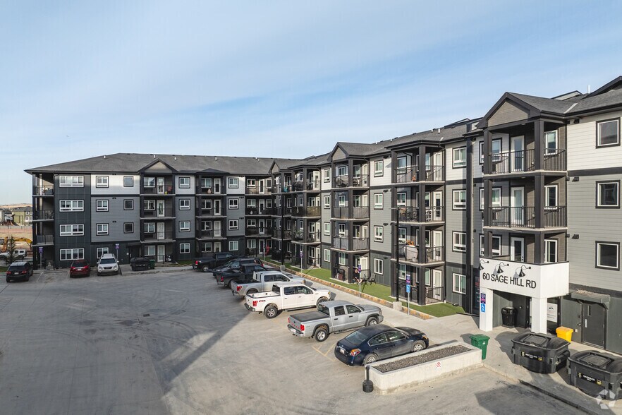 80 Sage Hill Rd NW, Calgary, AB à louer - Photo de l’immeuble – Image 2 sur 4