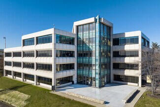 Plus de détails pour 747 E 22nd St, Lombard, IL - Bureau à louer