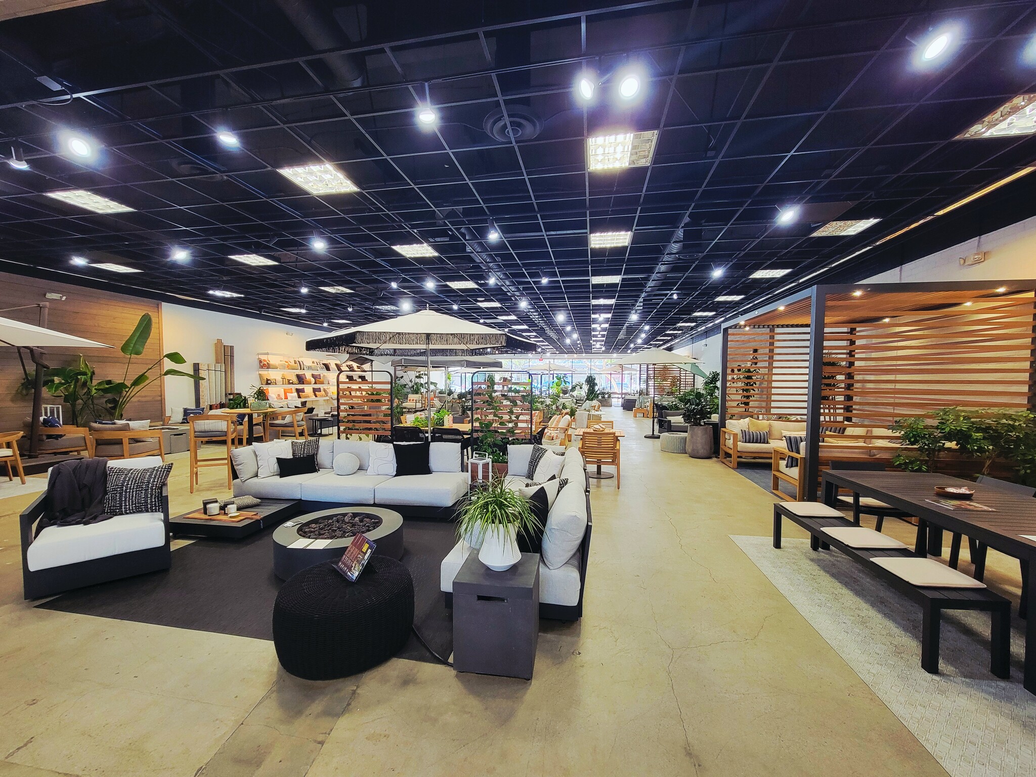 422 S Lake Ave, Pasadena, CA à louer Photo intérieure– Image 1 sur 7