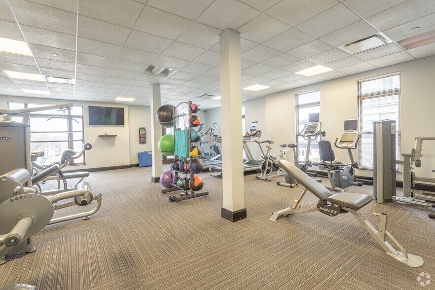 670 Downey Green, Hampton, VA à vendre - Photo intérieure – Image 3 sur 128