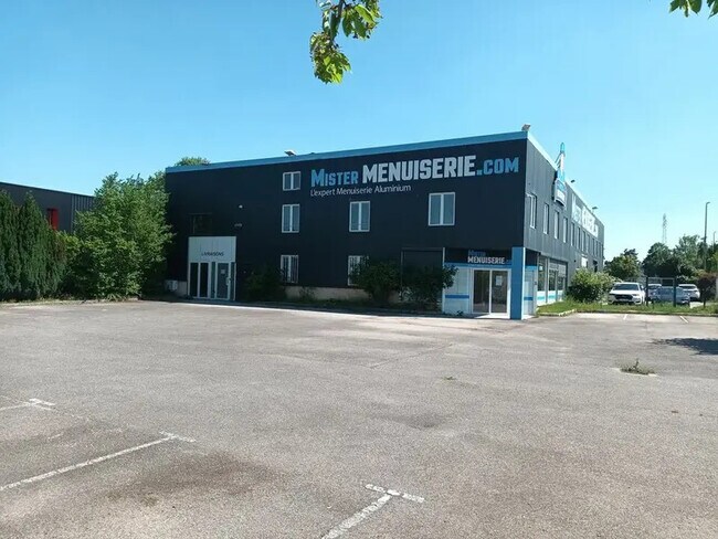 Plus de détails pour Bureau à louer