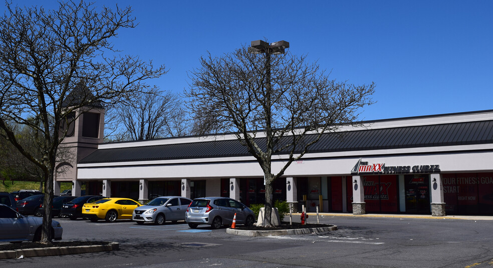 2920 Easton Ave, Bethlehem, PA à louer - Photo de l’immeuble – Image 1 sur 7