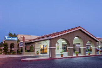 Plus de détails pour 2625 W Florida Ave, Hemet, CA - Hôtellerie à vendre