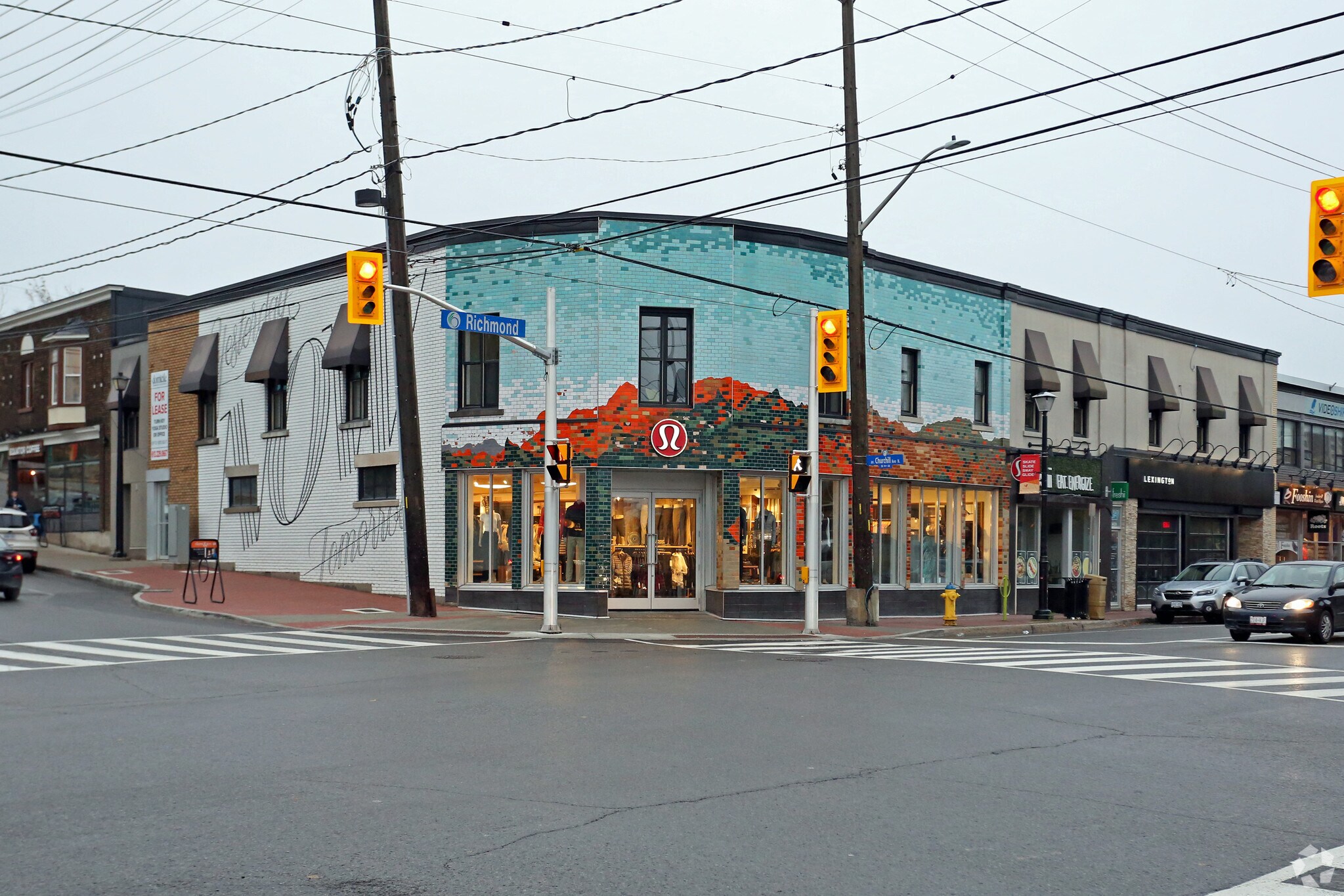 408 Churchill Av N, Ottawa, ON à louer Photo de l’immeuble– Image 1 sur 8