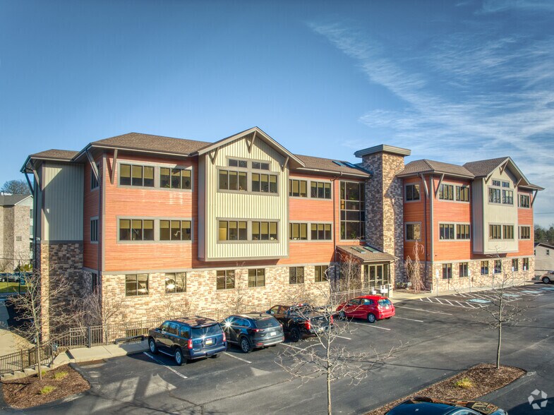 100 Bradford Rd, Wexford, PA à louer - Photo de l’immeuble – Image 3 sur 28