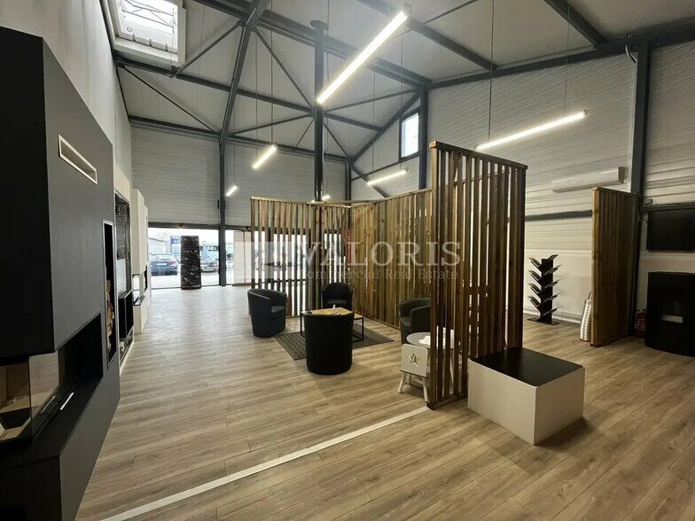 Local commercial dans Limas à louer - Photo de l’immeuble – Image 3 sur 16