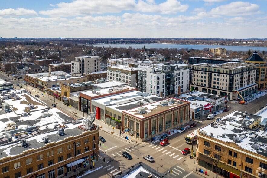 3000 Hennepin Ave, Minneapolis, MN à louer - Photo de l’immeuble – Image 2 sur 3