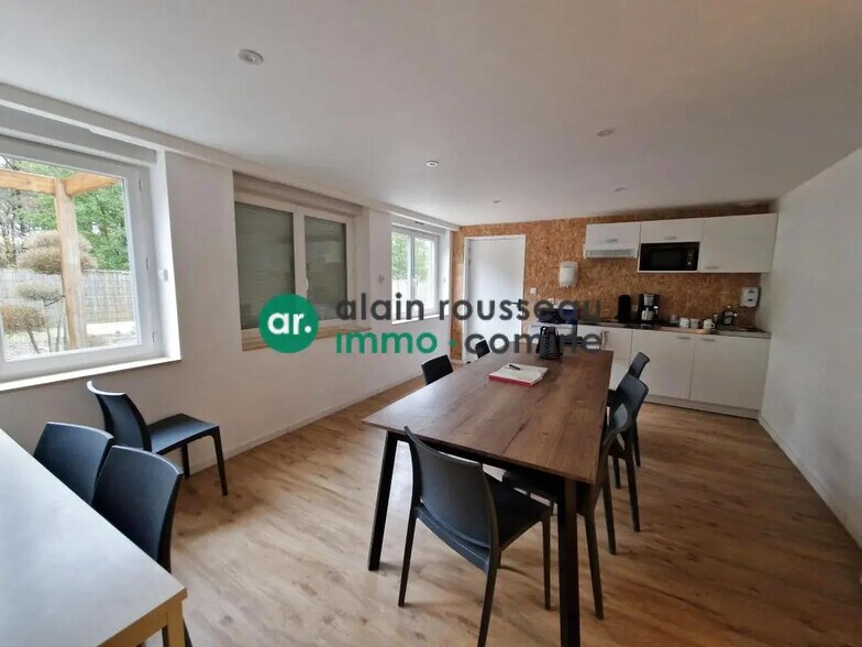 Bureau dans Le Plessis-Grammoire à louer - Photo intérieure – Image 1 sur 2