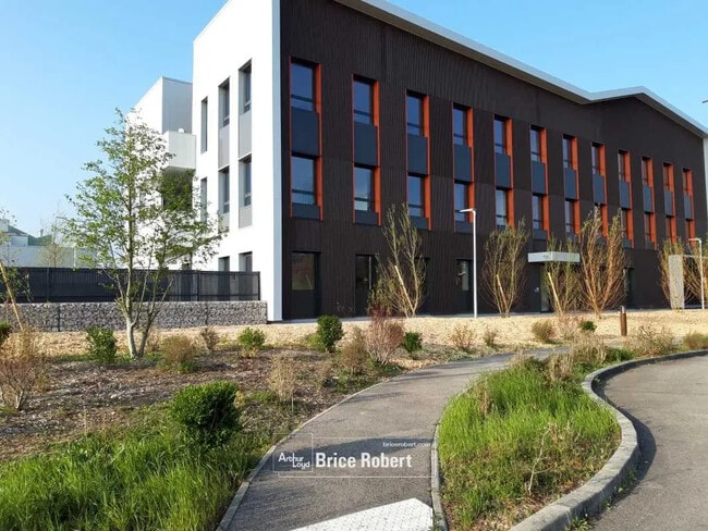 Plus de détails pour Bureau à vendre