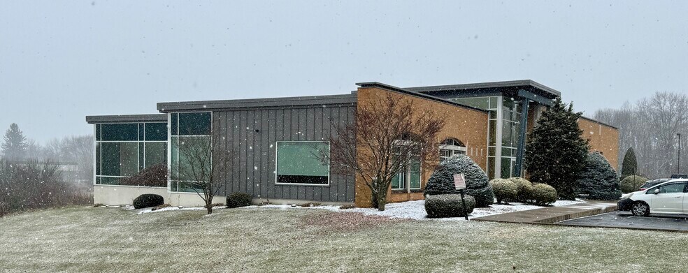 10 Fox Run Rd, Drums, PA à louer - Photo de l’immeuble – Image 2 sur 18