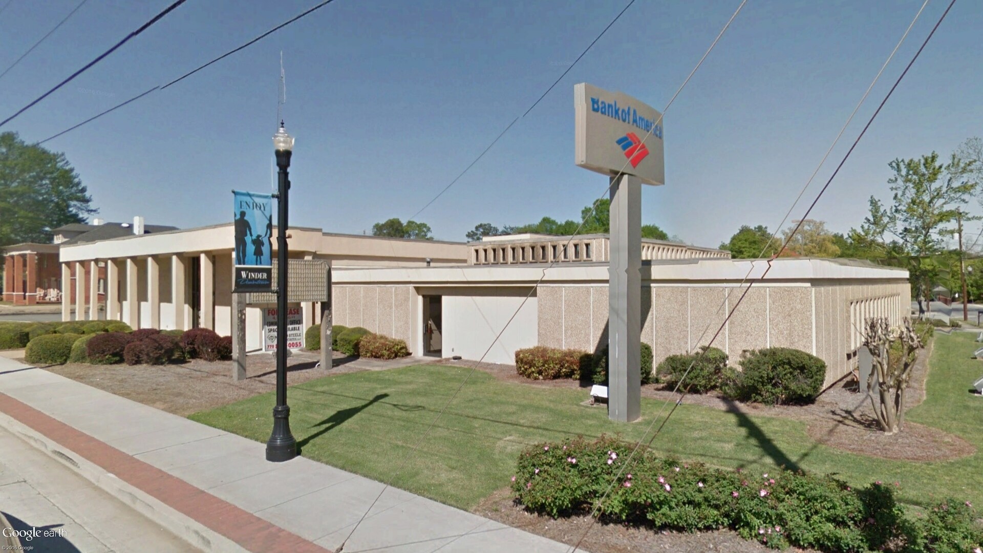 102 N Broad St, Winder, GA à louer Photo principale– Image 1 sur 12