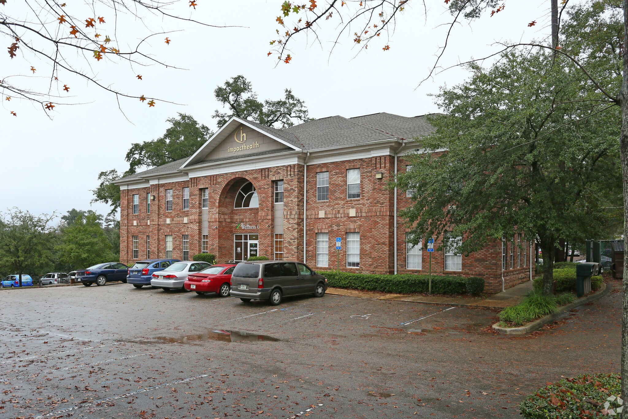 1965 Capital Cir NE, Tallahassee, FL à louer Photo principale– Image 1 sur 8