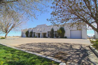 Plus de détails pour 45440 Trevor Ave, Lancaster, CA - Industriel/Logistique à vendre