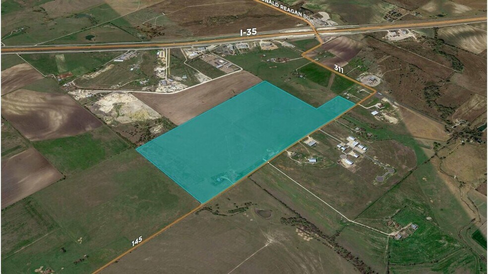 1001 County Road 145, Jarrell, TX à vendre - Photo de l’immeuble – Image 1 sur 1