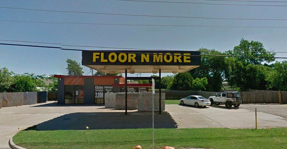 1844 N Stemmons Fwy, Lewisville, TX à vendre - Photo de l’immeuble – Image 3 sur 6