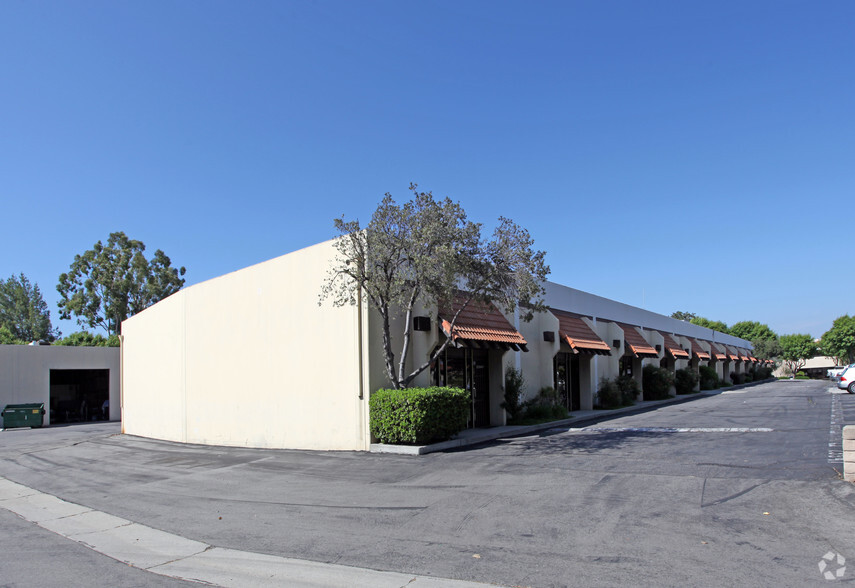 23907-23947 Ventura Blvd, Calabasas, CA à vendre - Photo principale – Image 1 sur 8