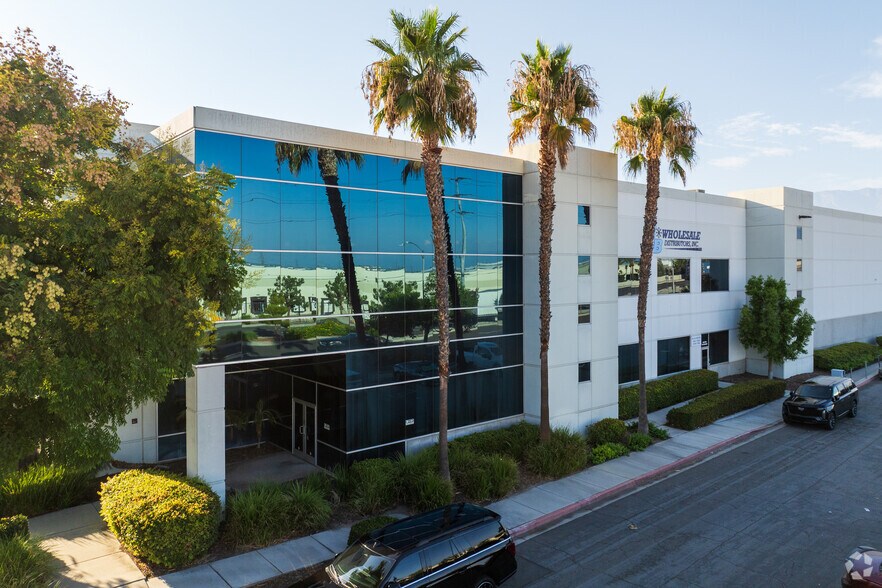 2350 S Milliken Ave, Ontario, CA à vendre - Photo de l’immeuble – Image 1 sur 4