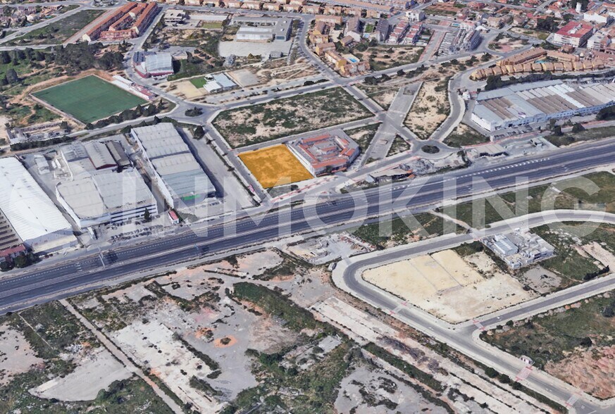 Terrain dans San Antonio de Benagéber, Valencia à louer - Aérien – Image 2 sur 4