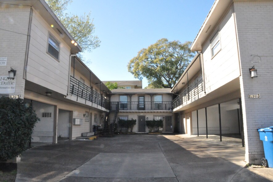 2420 McDuffie St, Houston, TX à vendre - Photo principale – Image 1 sur 7