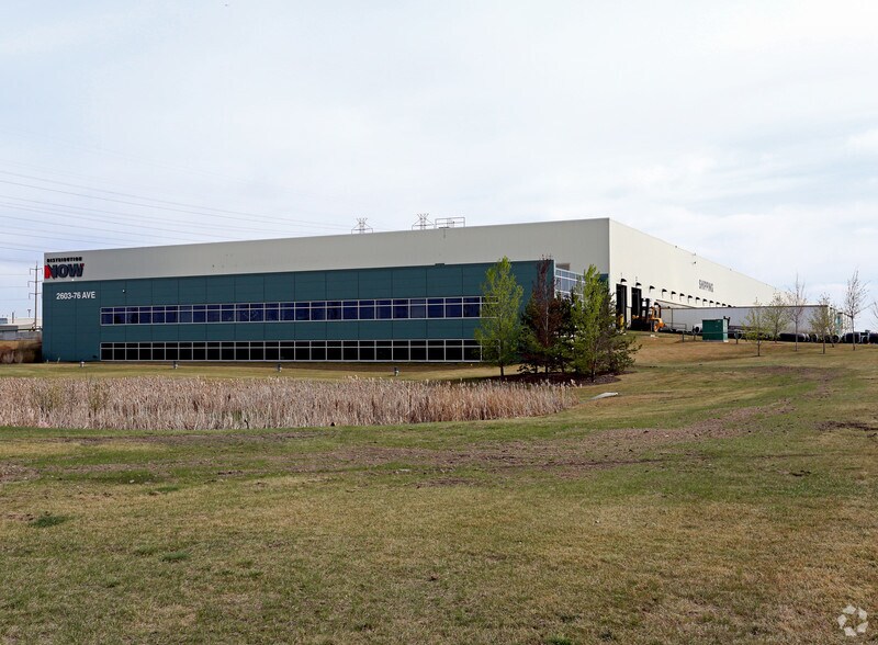 2603 76th Ave NW, Edmonton, AB à louer - Photo de l’immeuble – Image 3 sur 5
