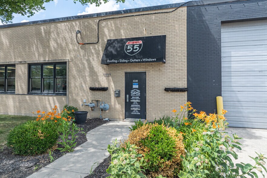 4200 W 40th St, Chicago, IL à vendre - Photo de l’immeuble – Image 3 sur 4