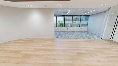 18100 Von Karman Ave, Irvine, CA à louer Numérisation 3D Matterport– Image 1 sur 7