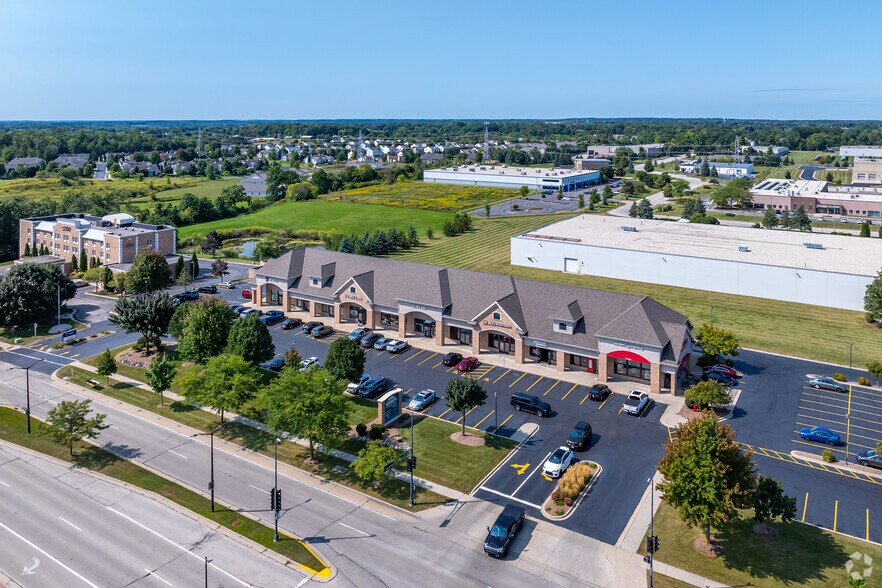 1223-1359 N Port Washington Rd, Grafton, WI à louer - Aérien – Image 3 sur 5