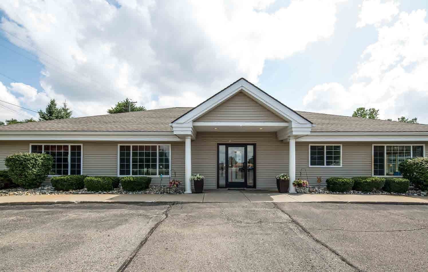 9125 Highland Rd, White Lake, MI à louer Photo de l’immeuble– Image 1 sur 7