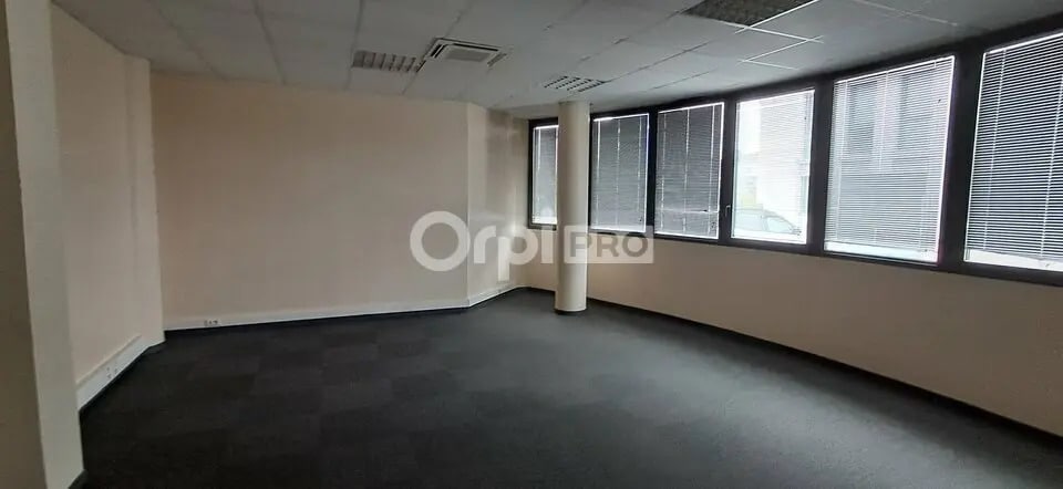 Bureau dans Pau à louer Photo intérieure– Image 1 sur 9