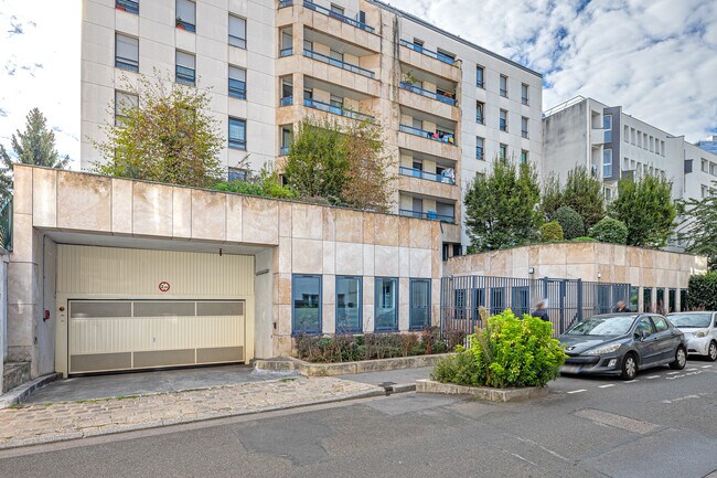 Plus de détails pour 52 Rue Du Capitaine Guynemer, Courbevoie - Logement à vendre