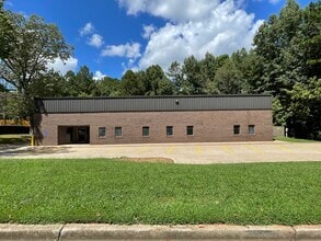 750 N Price Rd, Sugar Hill, GA à louer Photo intérieure– Image 2 sur 25